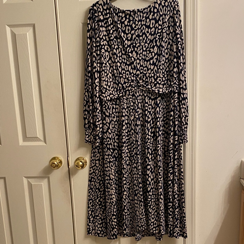 Jessica Howard Black and Cream Leopard Print Long Sleeve Dress - Picture 6 of 7